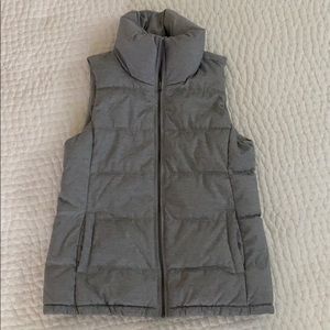 EUC Old Navy puffy vest